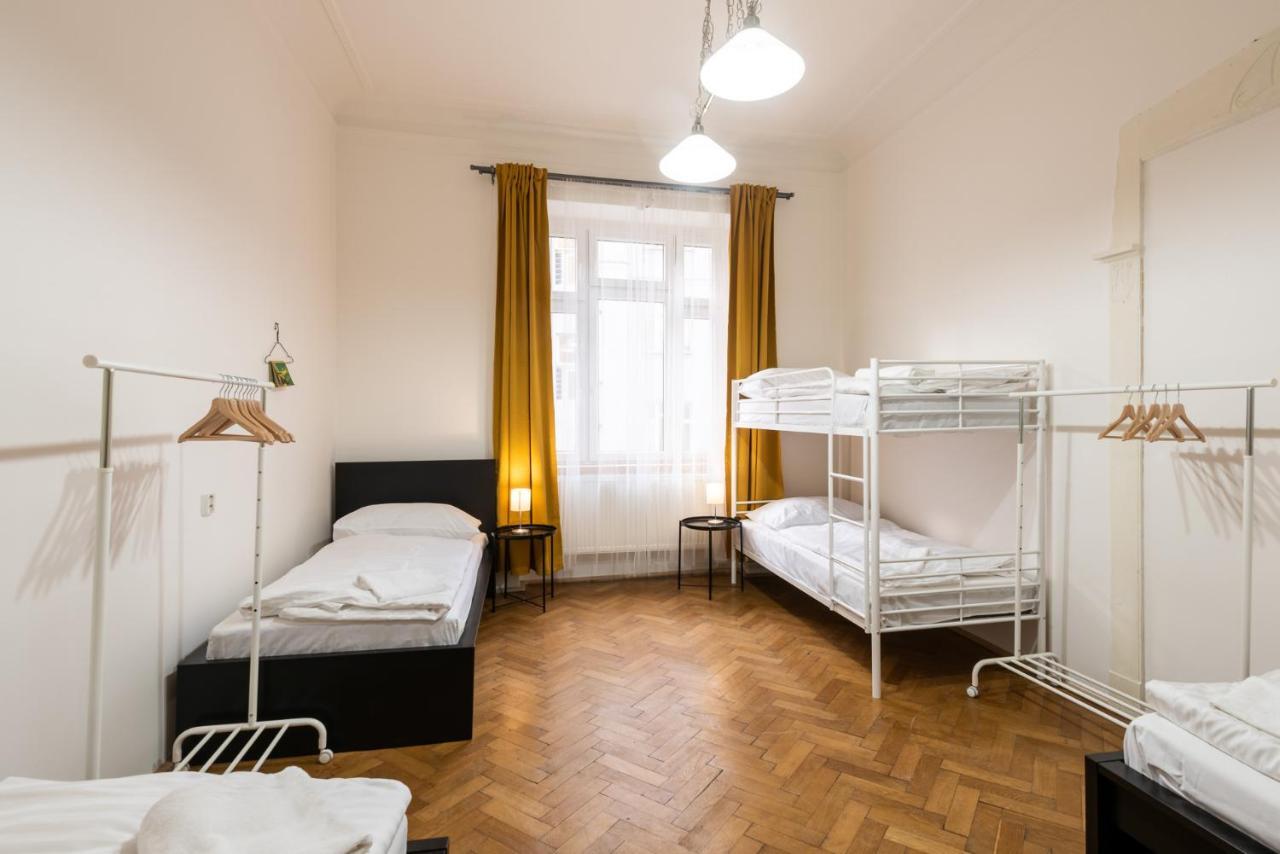 Gorazdova Apartments Prague Exterior photo